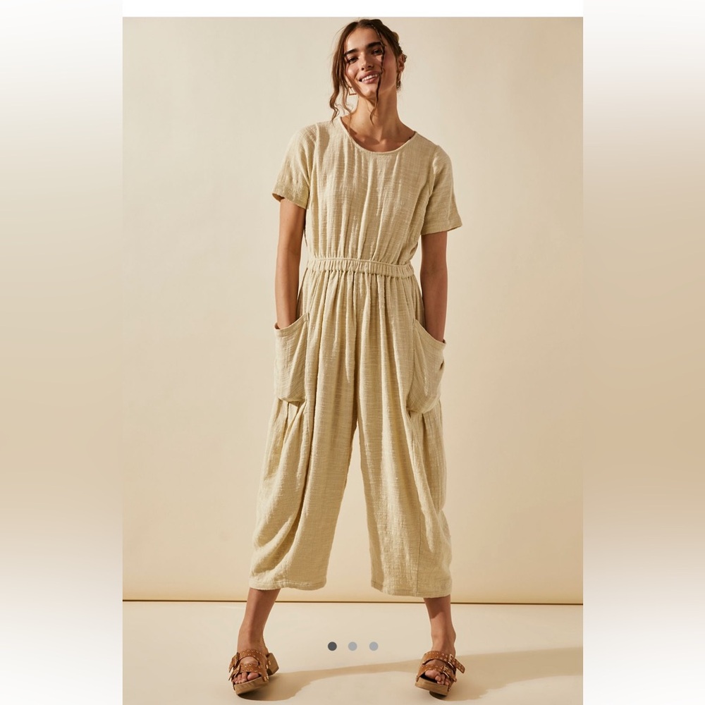 Free People Happy to be Here One Peoce